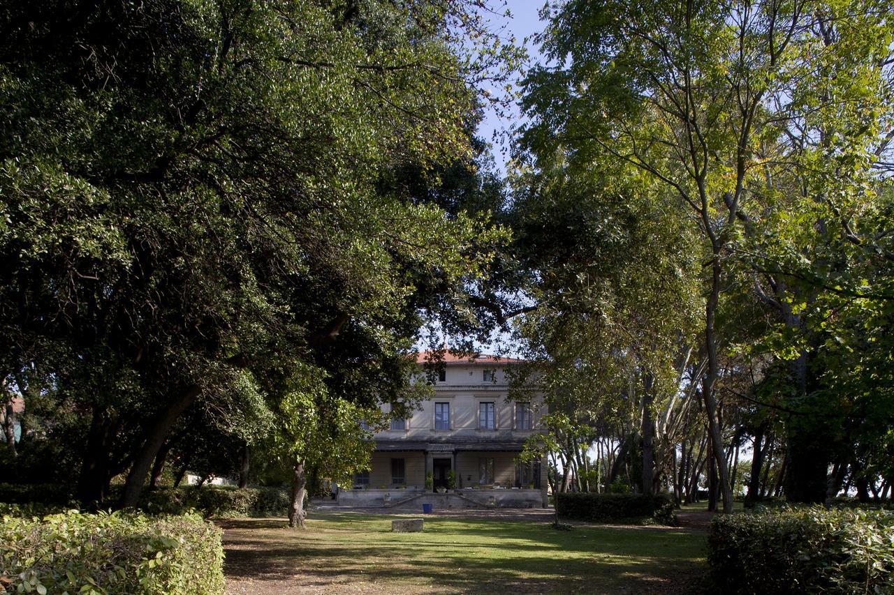 לינה וארוחת בוקר Chateau Sainte Colombe מראה חיצוני תמונה