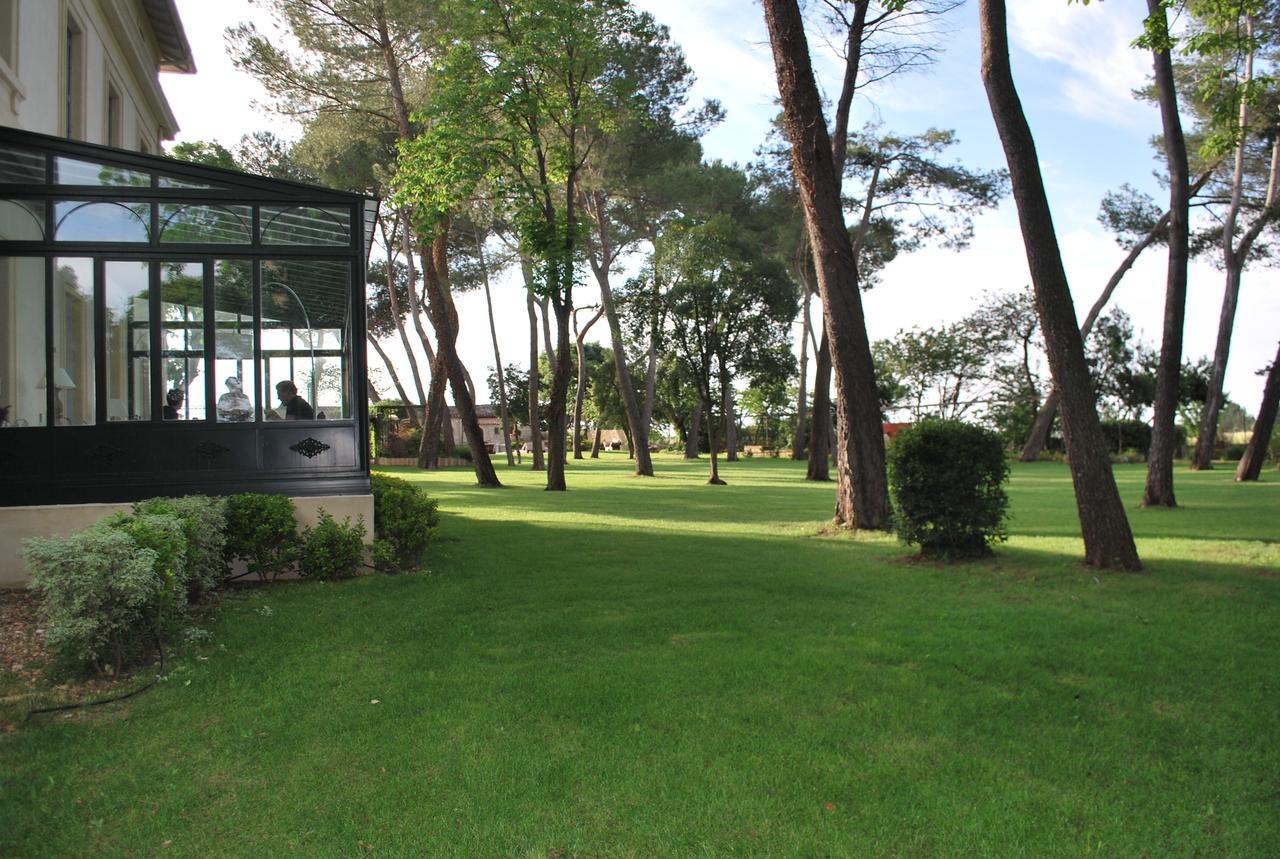 לינה וארוחת בוקר Chateau Sainte Colombe מראה חיצוני תמונה