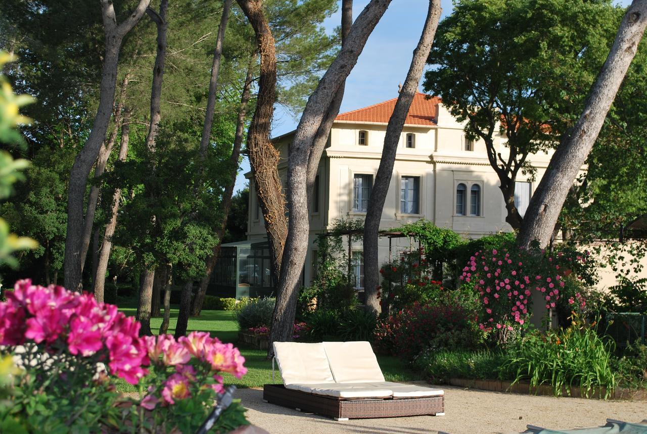 לינה וארוחת בוקר Chateau Sainte Colombe מראה חיצוני תמונה
